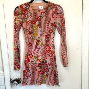Sky to Moon Lightweight Dress With Floral Design Size Small